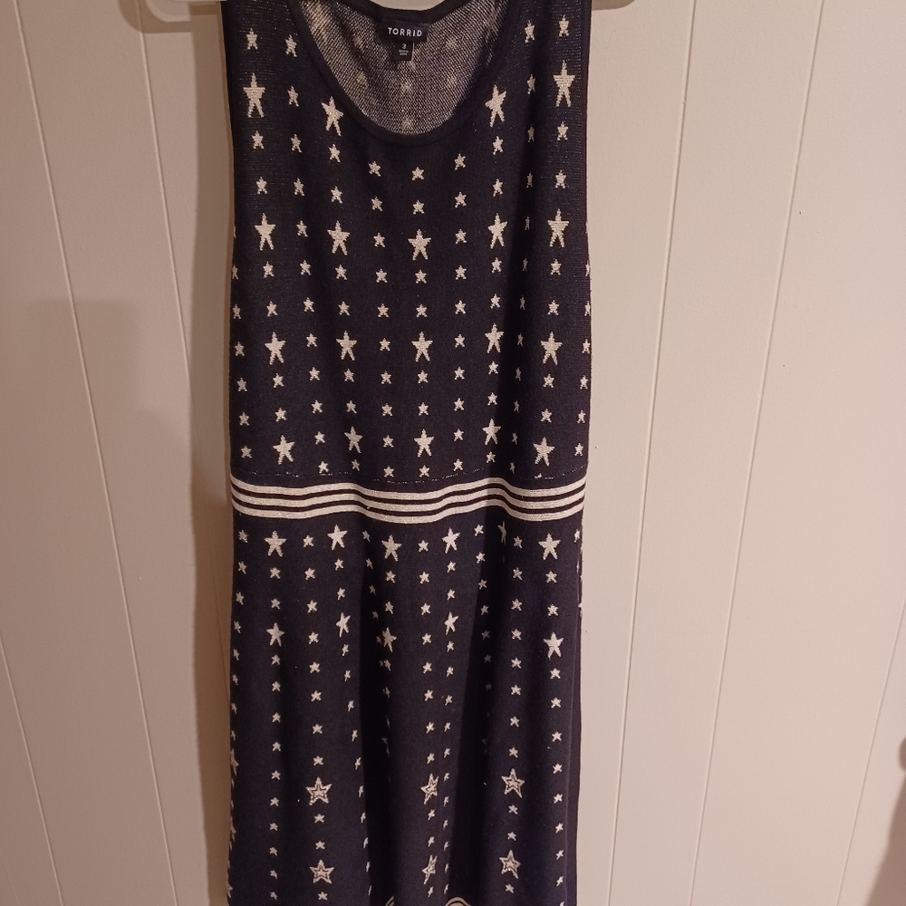 Torrid Black & silver dress size 3
